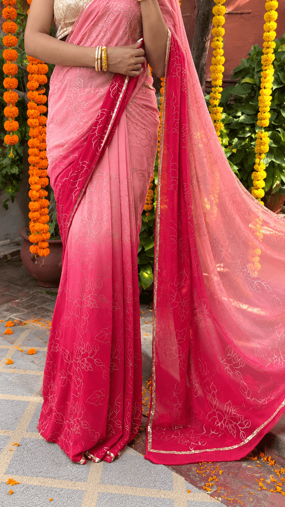 Handcrafted Rose Jaal Mukaish Red & Pink Ombre Saree